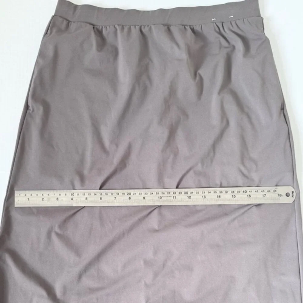 Uniqlo - AIRism Ultra Stretch Long Skirt